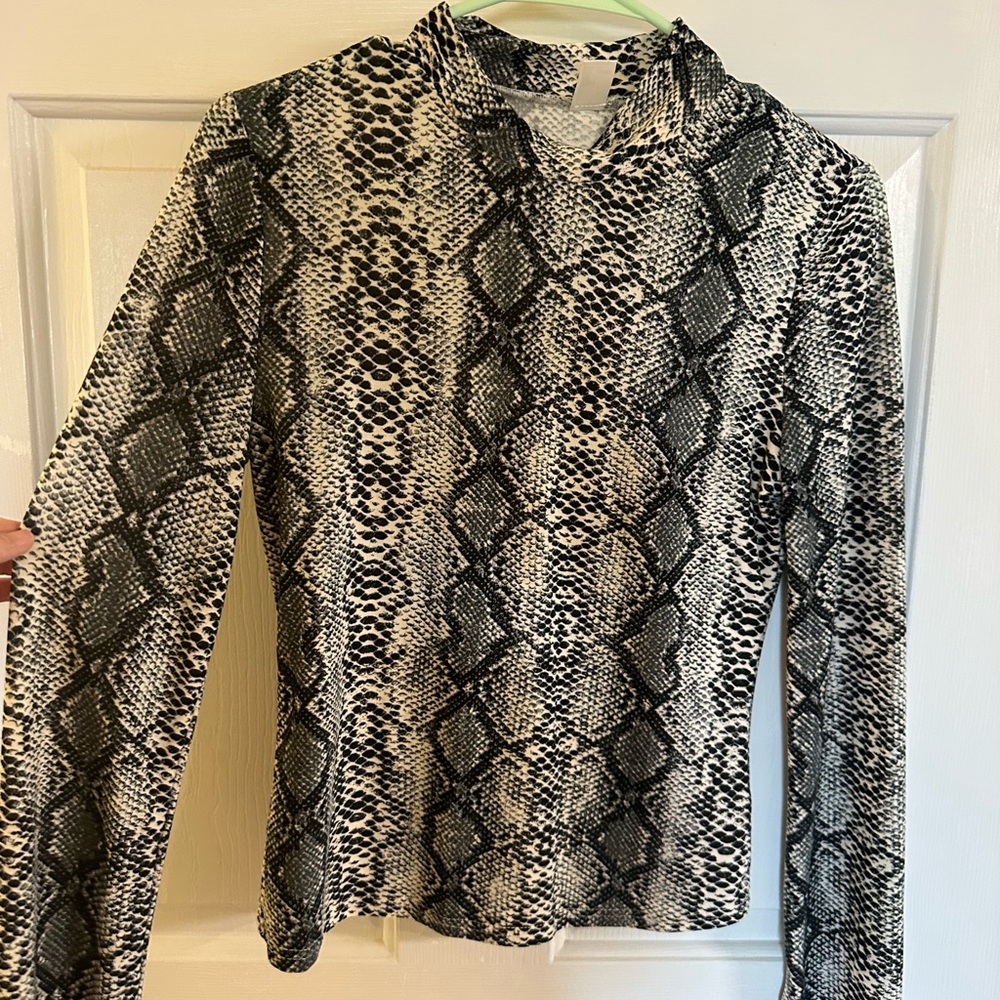 Snakeskin Print Long Sleeve Top